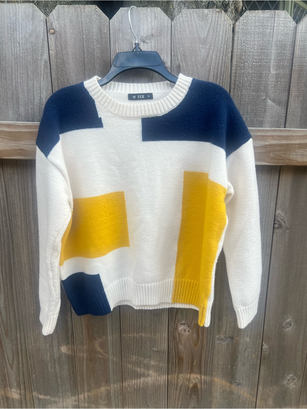 UUE Colorblock Sweater XL Ivory Navy Mustard Yellow Geometric Crew Neck